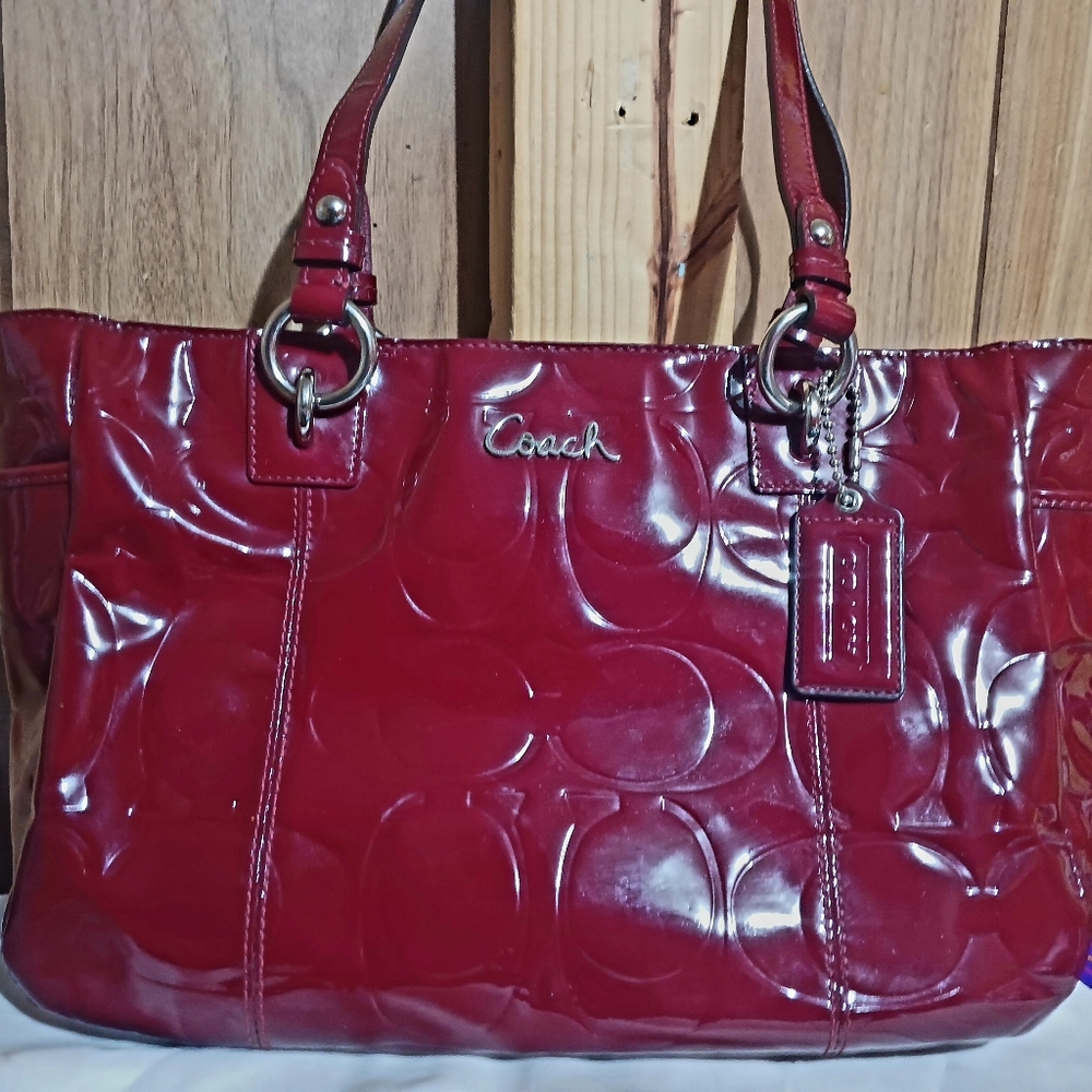 🔥AUTHENTIC COACH PURSE🔥
